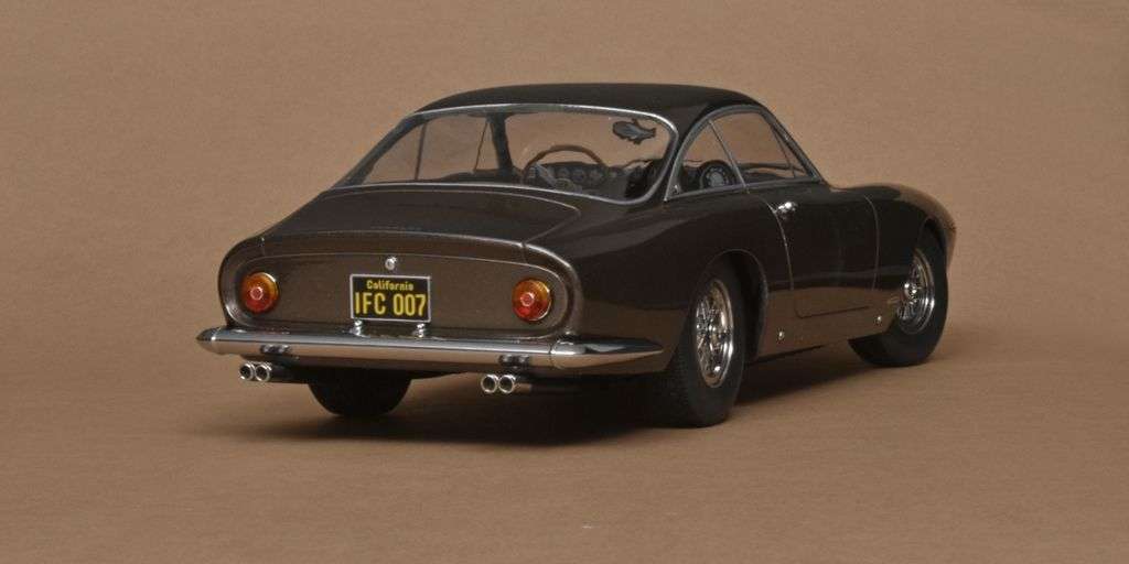 18KK Scale Ferrari 250 GT Lusso 1962 3 18KK Scale Ferrari 250 GT Lusso 1962 3