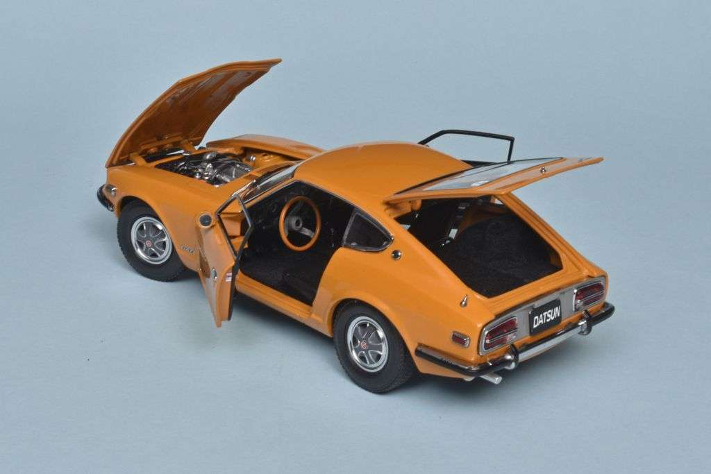 18Sunstar Datsun 240Z 1972 3 18Sunstar Datsun 240Z 1972 3
