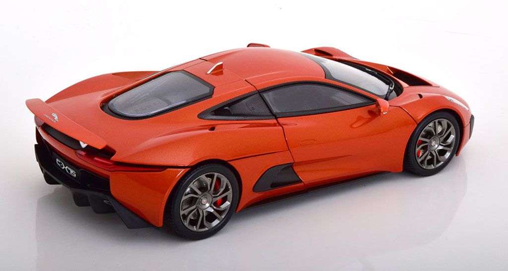 118 Almost Real Jaguar C X75 (2015) achter 118 Almost Real Jaguar C X75 (2015) achter