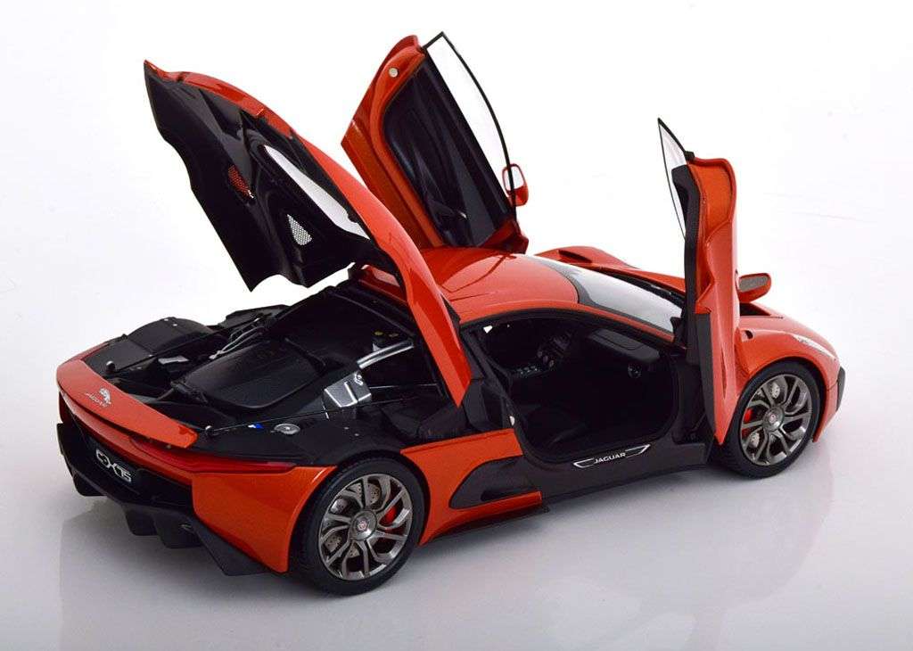 118 Almost Real Jaguar C X75 (2015) open achter 118 Almost Real Jaguar C X75 (2015) open achter