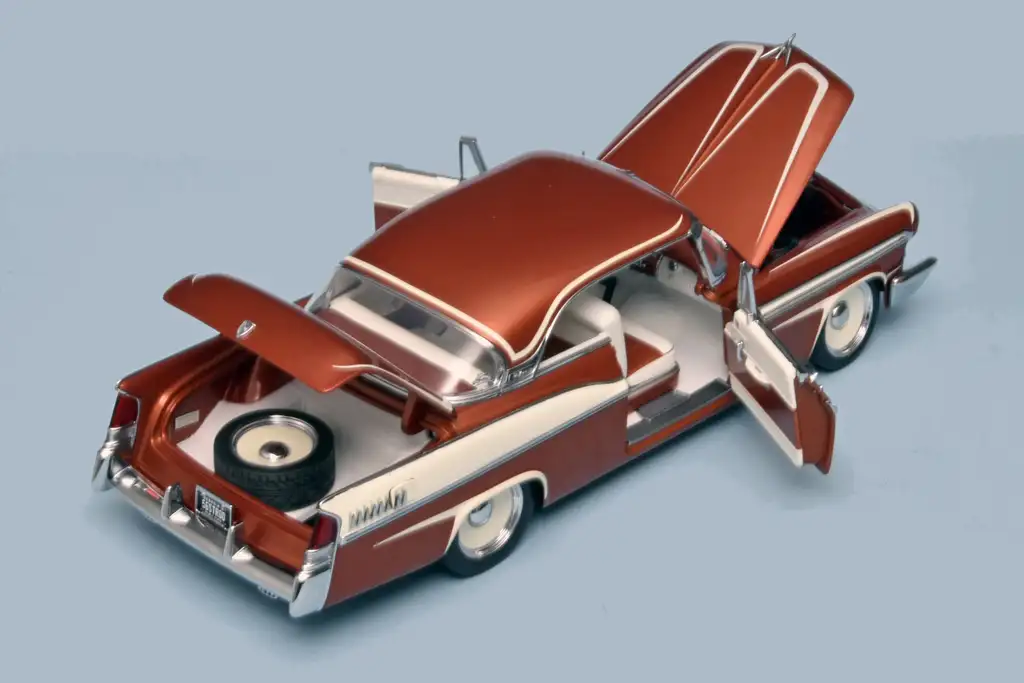 118 GMP Acme Diecast Chrysler New Yorker St Regis Custom (1956) hoog 118 GMP Acme Diecast Chrysler New Yorker St Regis Custom (1956) hoog