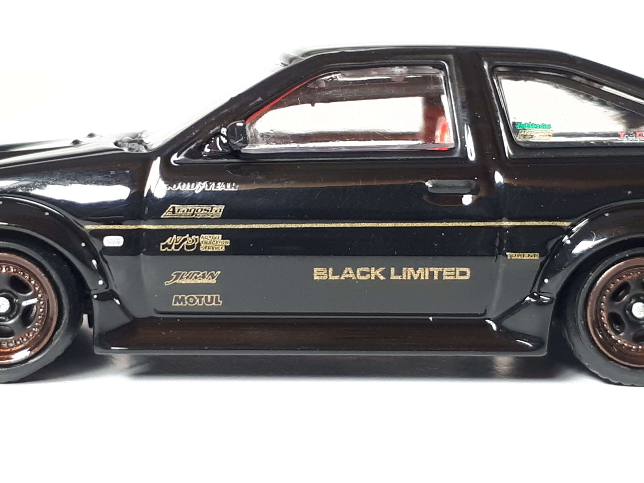 1;64 Inno64 Toyota Sprinter Trueno 4 1;64 Inno64 Toyota Sprinter Trueno 4