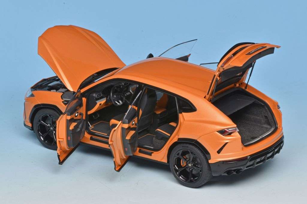 18AA Lambo Urus 2018 3 18AA Lambo Urus 2018 3