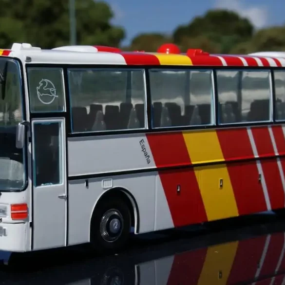 Salvat Pegaso van Hool