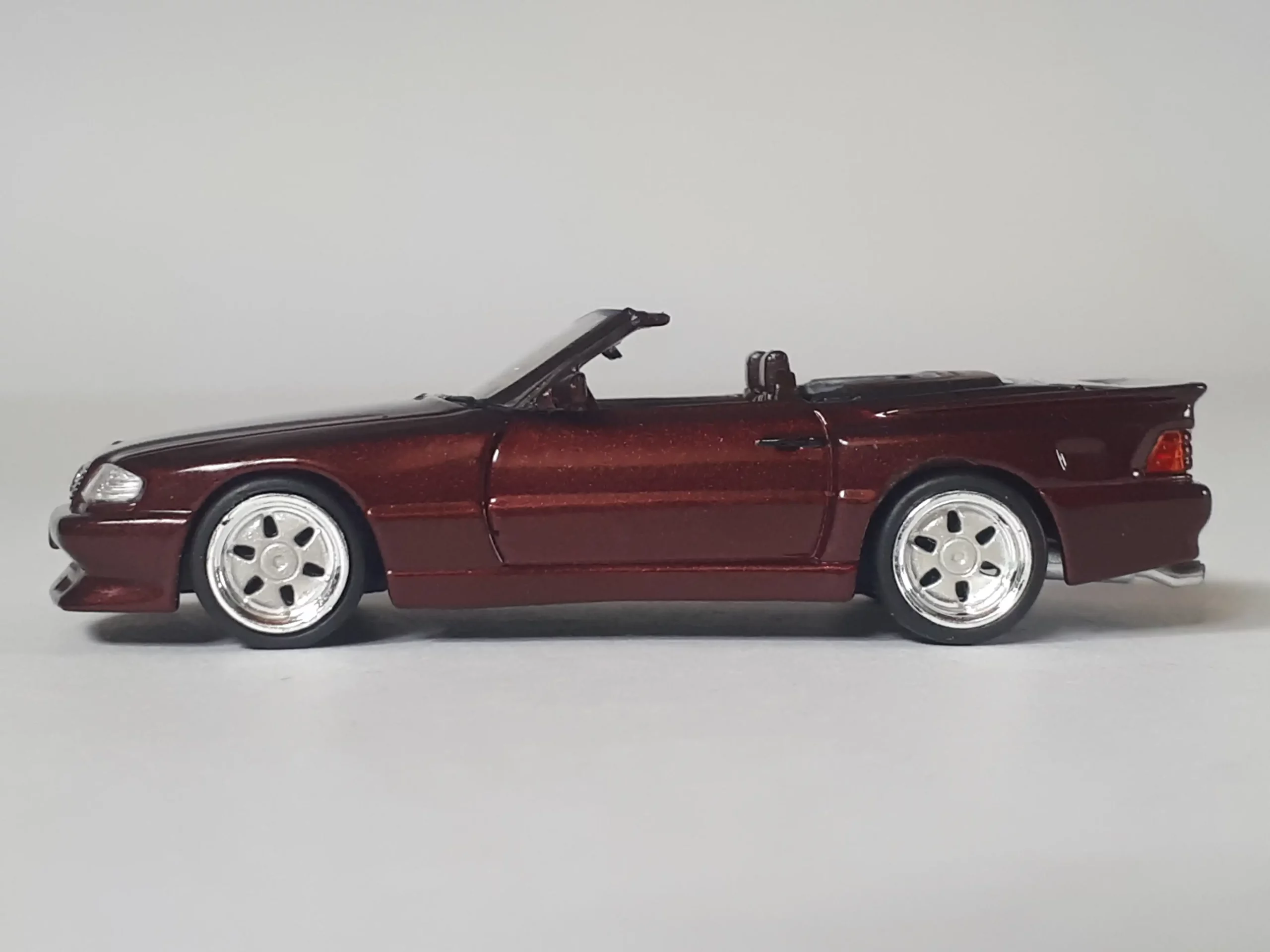 1;64 Tarmac Works Mercedes Benz SL 500 Koenig 3 1;64 Tarmac Works Mercedes Benz SL 500 Koenig 3