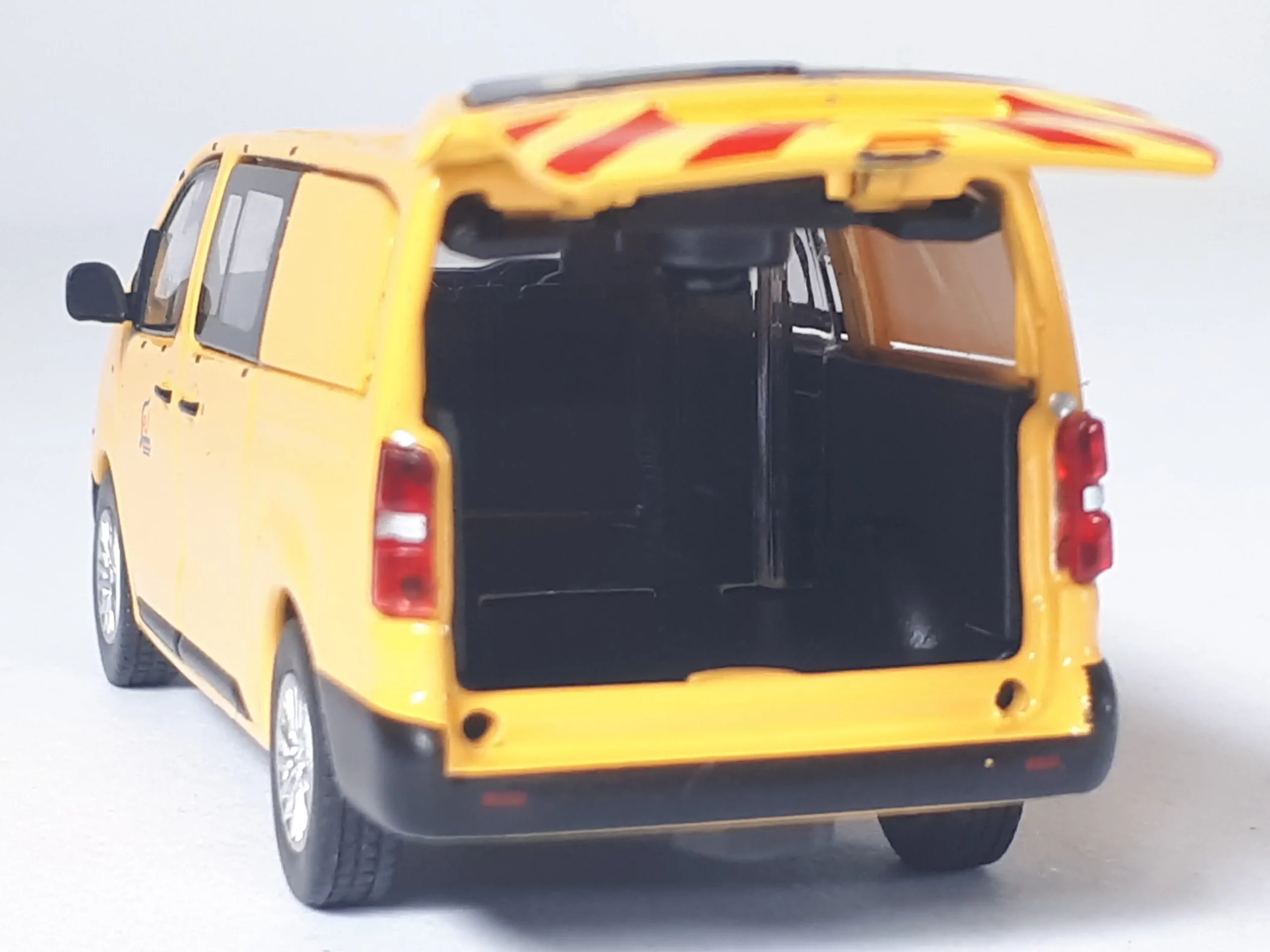 1;64 Tiny Peugeot Expert 6 1;64 Tiny Peugeot Expert 6