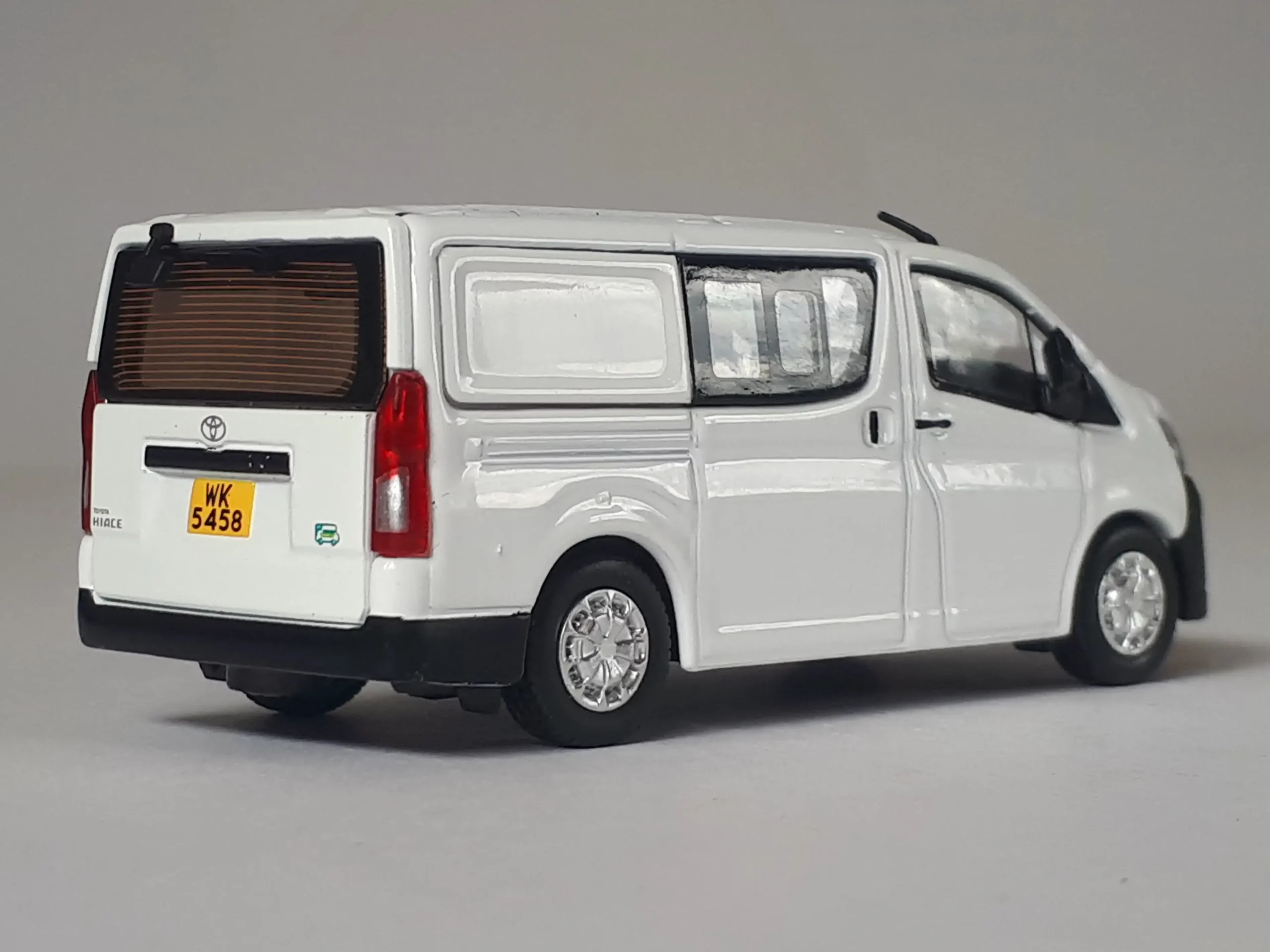 1;64 Tiny Toyota HiAce 2 1;64 Tiny Toyota HiAce 2
