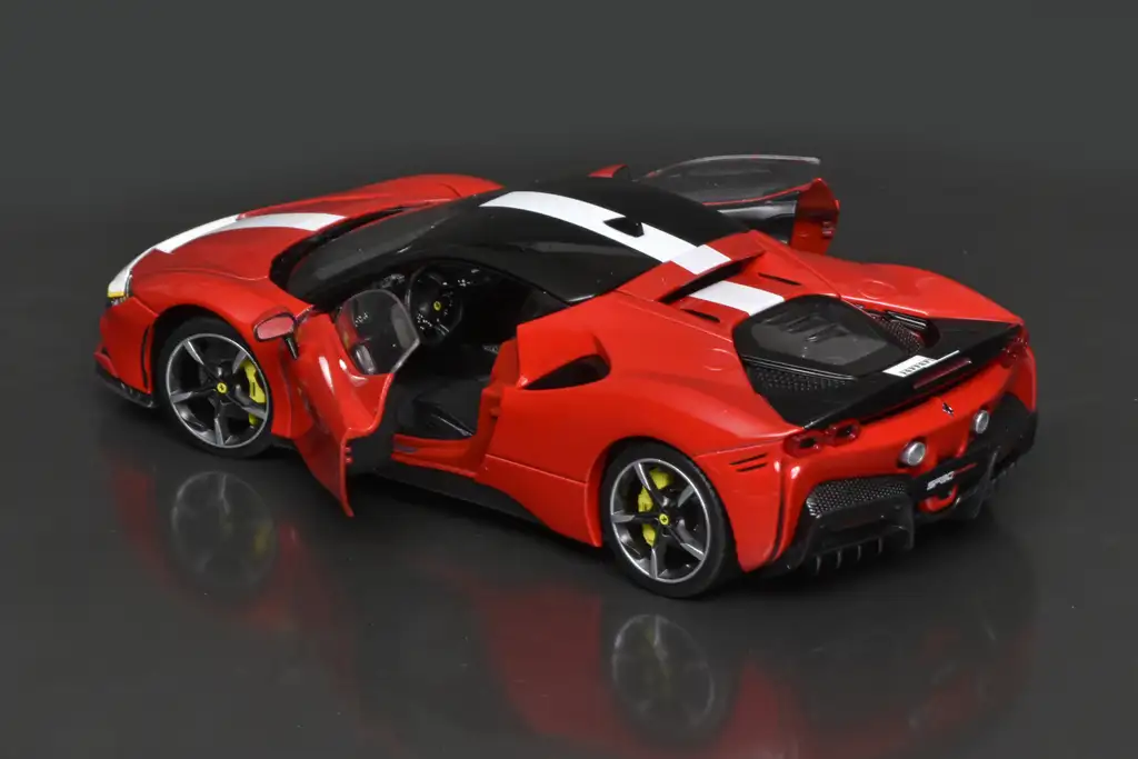 18Bburago Ferrari SF90 Stradale 2020 3 18Bburago Ferrari SF90 Stradale 2020 3