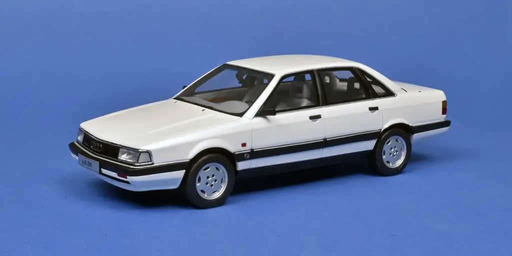 18OttOm Audi 200 Quattro 1989 1