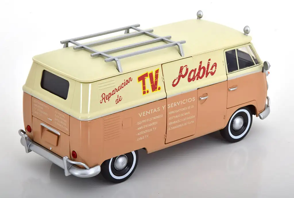 124 Jada Toys Volkswagen T1 Bus Wheeljack Transformers achter 124 Jada Toys Volkswagen T1 Bus Wheeljack Transformers achter