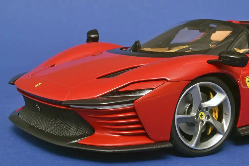 18Bburago Signature Ferrri Daytona SP3 2021 3 18Bburago Signature Ferrri Daytona SP3 2021 3
