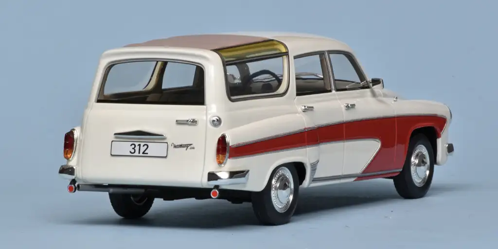 118 BoS Wartburg 312 Camping Deluxe achter 118 BoS Wartburg 312 Camping Deluxe achter