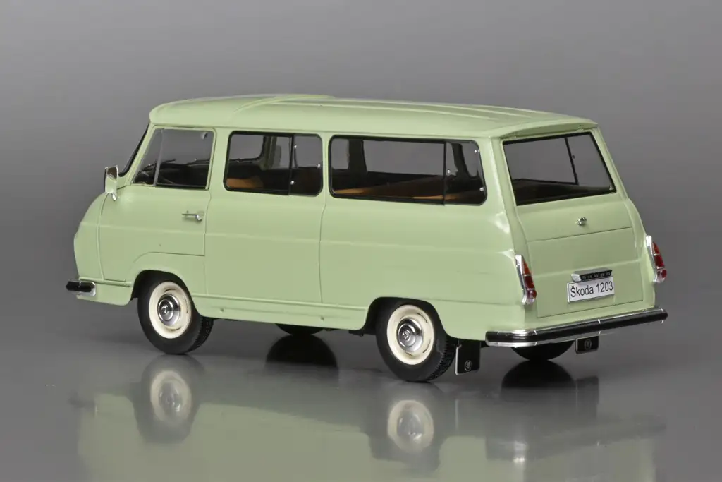 24WhiteBox Skoda 1203 2 24WhiteBox Skoda 1203 2