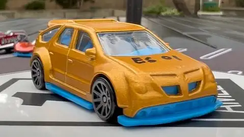 3 inch Hot Wheels Pontiac Aztek 1 3 inch Hot Wheels Pontiac Aztek 1