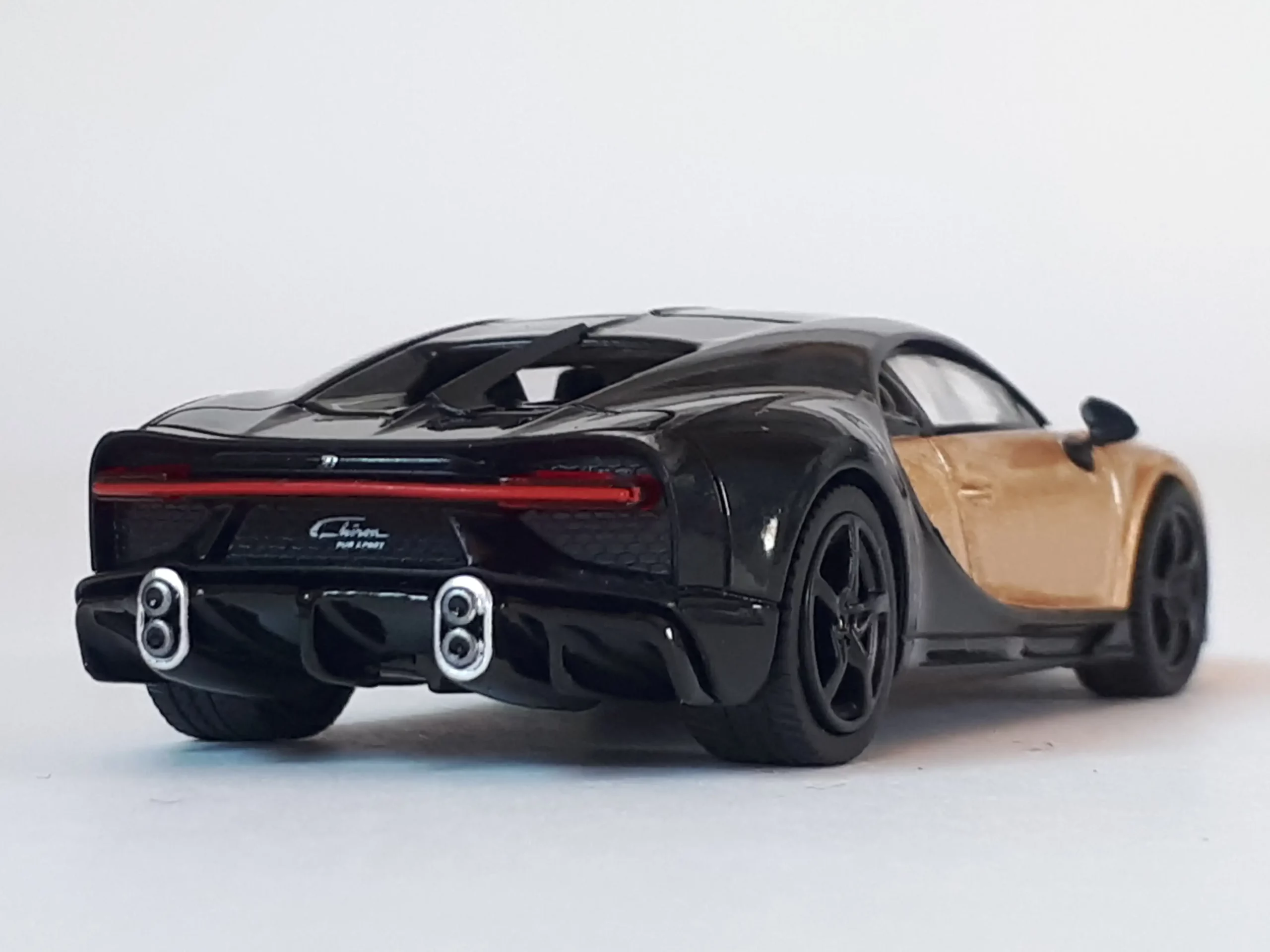 1;64 Mini GT Bugatti Chiron Super Sport 2 1;64 Mini GT Bugatti Chiron Super Sport 2