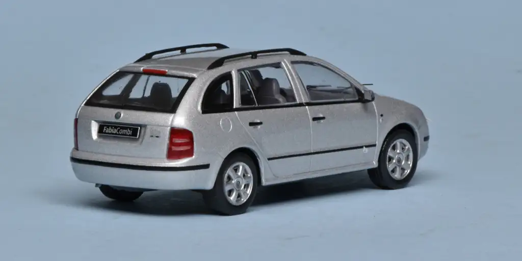 43ixo Skoda Fabia I Combi 2000 2 43ixo Skoda Fabia I Combi 2000 2