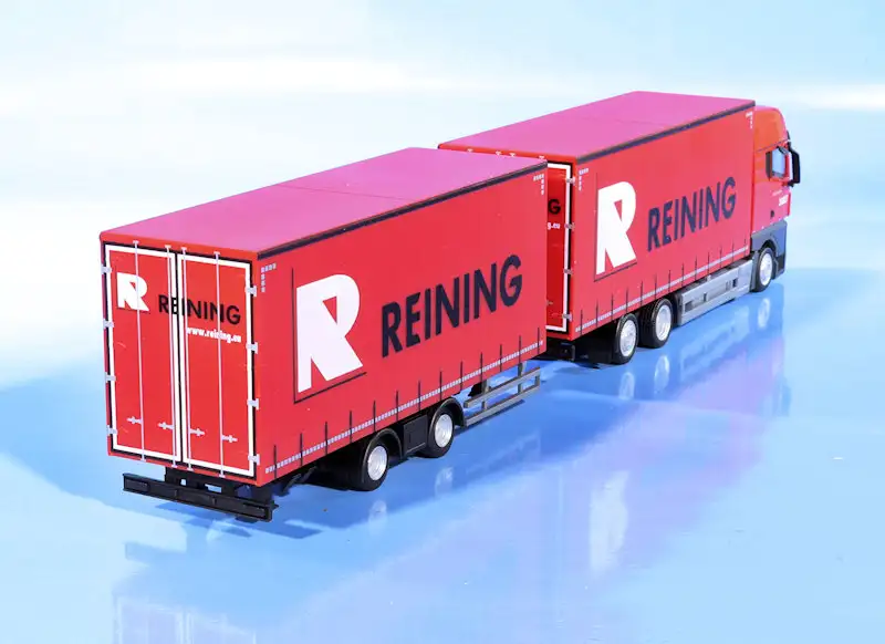 INT.Herpa 87.MAN TGX GX Reining(3) INT.Herpa 87.MAN TGX GX Reining(3)