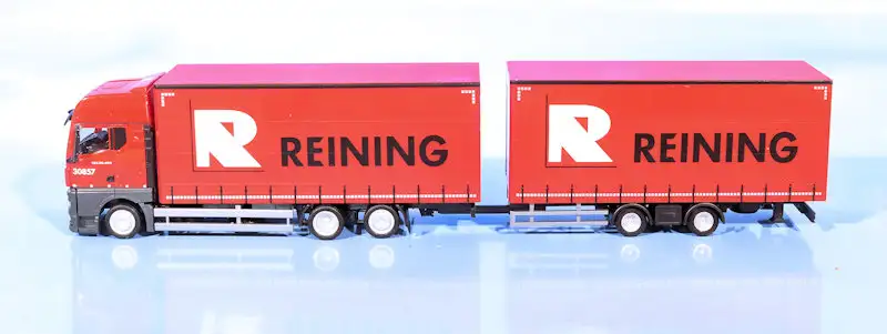 INT.Herpa 87.MAN TGX GX Reining(4) INT.Herpa 87.MAN TGX GX Reining(4)
