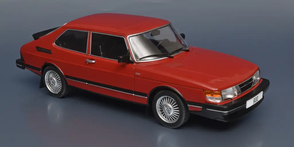 18MCG Saab 900 GL 1981 1 18MCG Saab 900 GL 1981 1