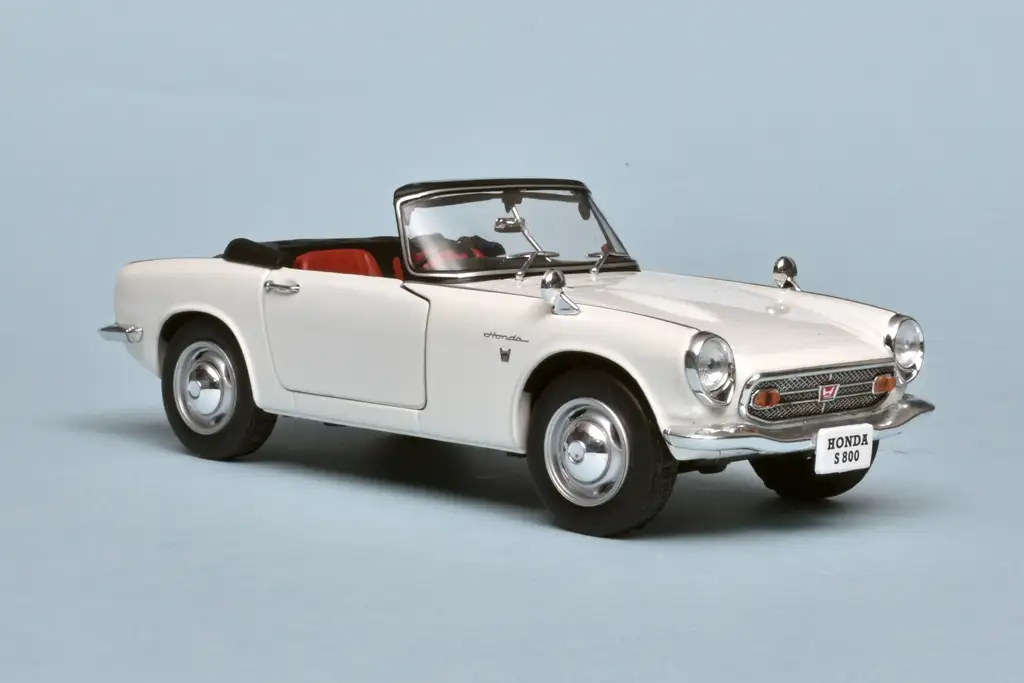 24WhiteBox Honda S800 1966 1
