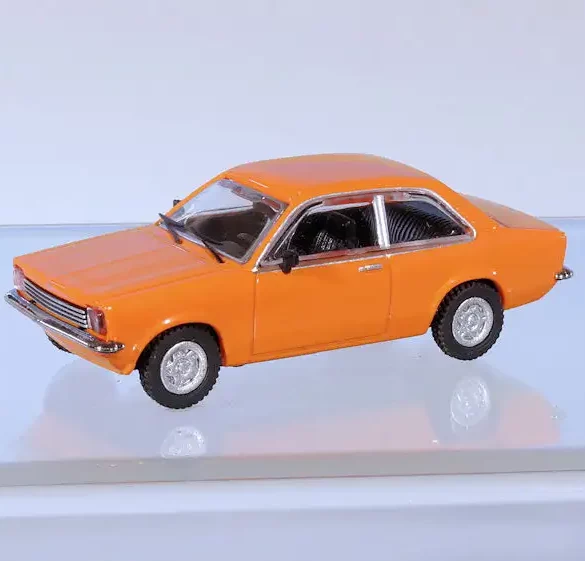 INT.Minichamps 87.Opel Kadett C(1)
