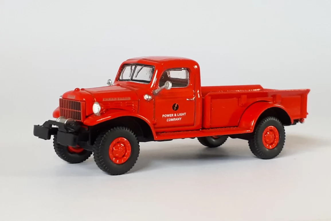 1;64 GreenLight Dodge Power Wagon 1