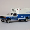 1;64 GreenLight Ford F 350 Ambulance 1