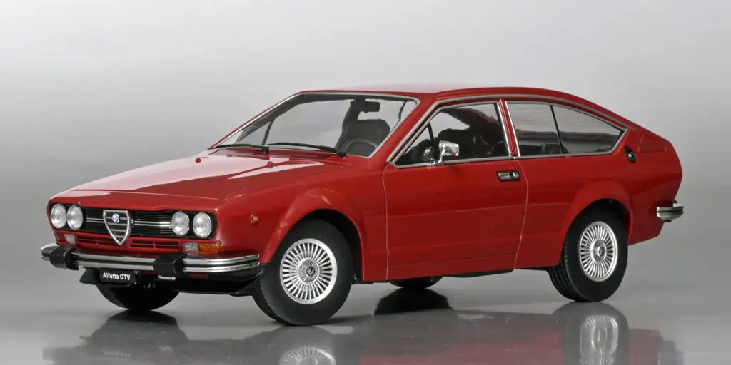18KKScale Alfa Romeo Alfetta 2000 GTV 1976 1