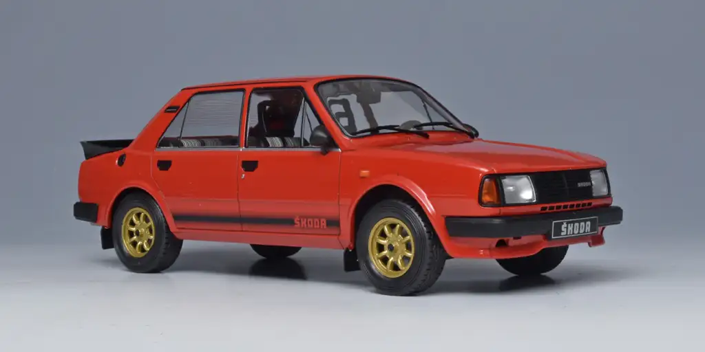 18ixo Skoda 130L + LR 1988 2