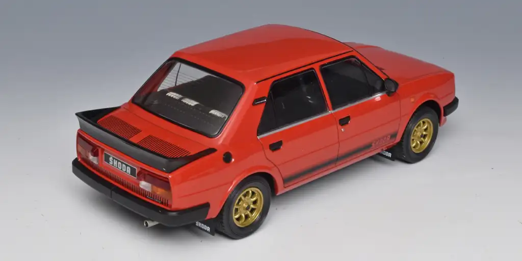 18ixo Skoda 130L + LR 1988 3 18ixo Skoda 130L + LR 1988 3