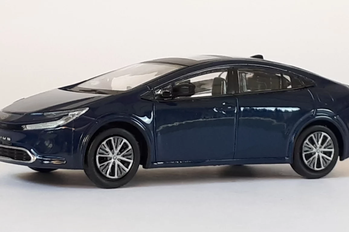 1;64 Para64 Toyota Prius 1