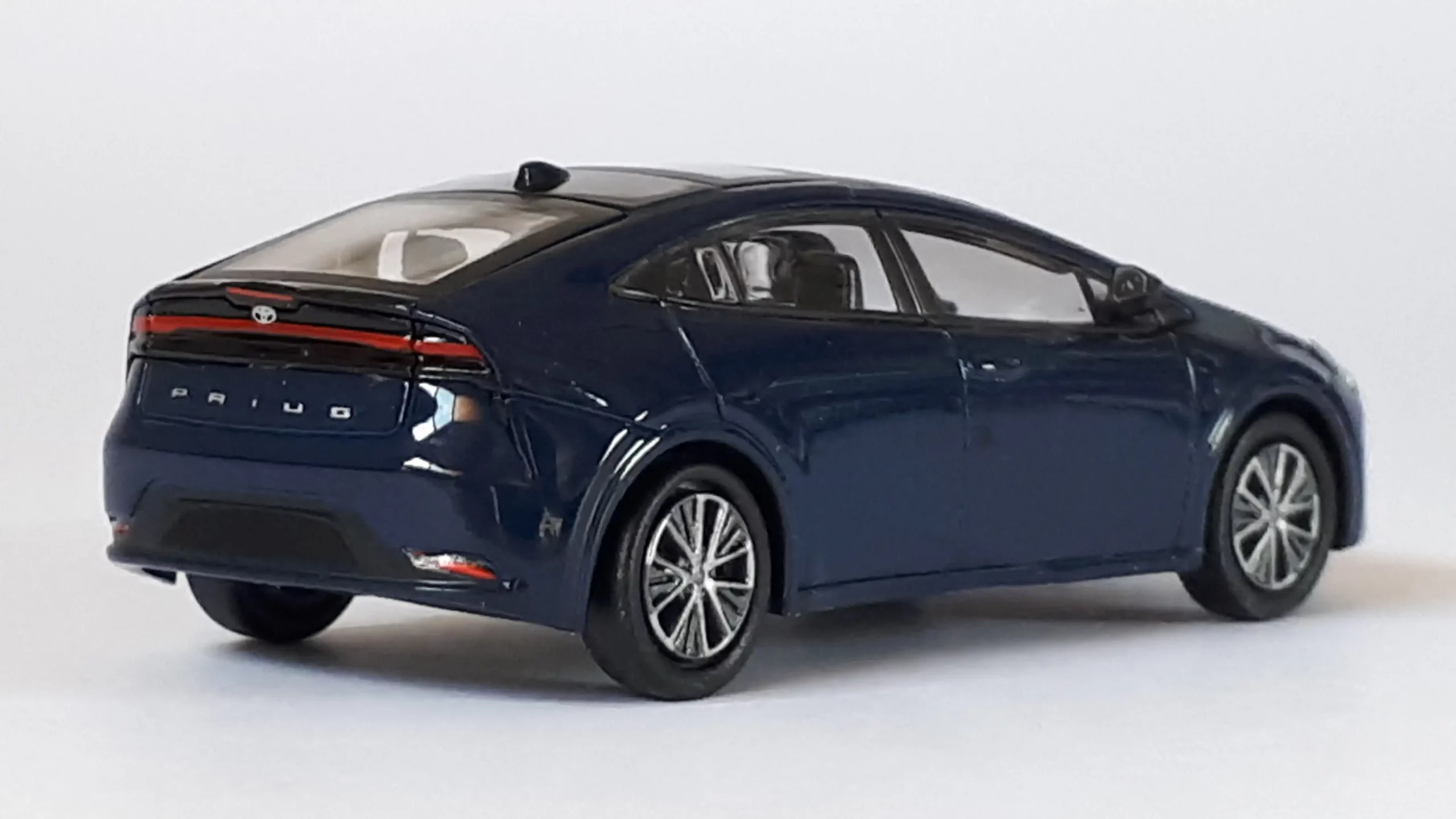 1;64 Para64 Toyota Prius 2 1;64 Para64 Toyota Prius 2