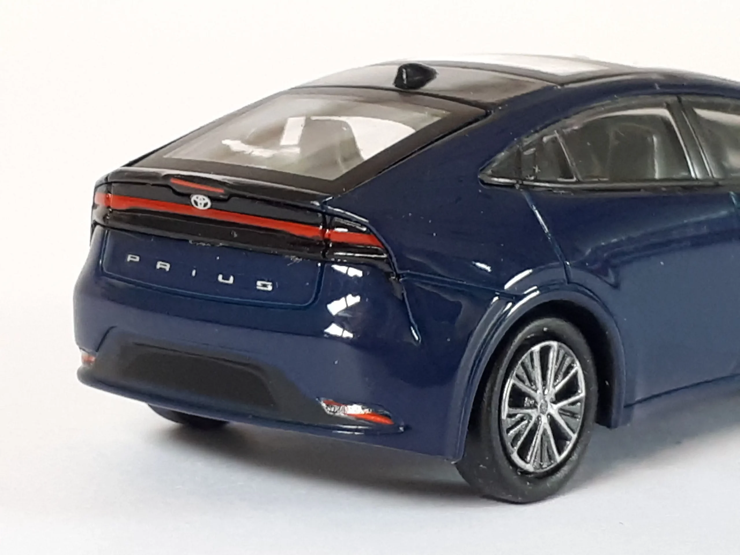1;64 Para64 Toyota Prius 4 1;64 Para64 Toyota Prius 4