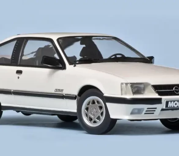 18norev Opel Monza GSE 1984 4