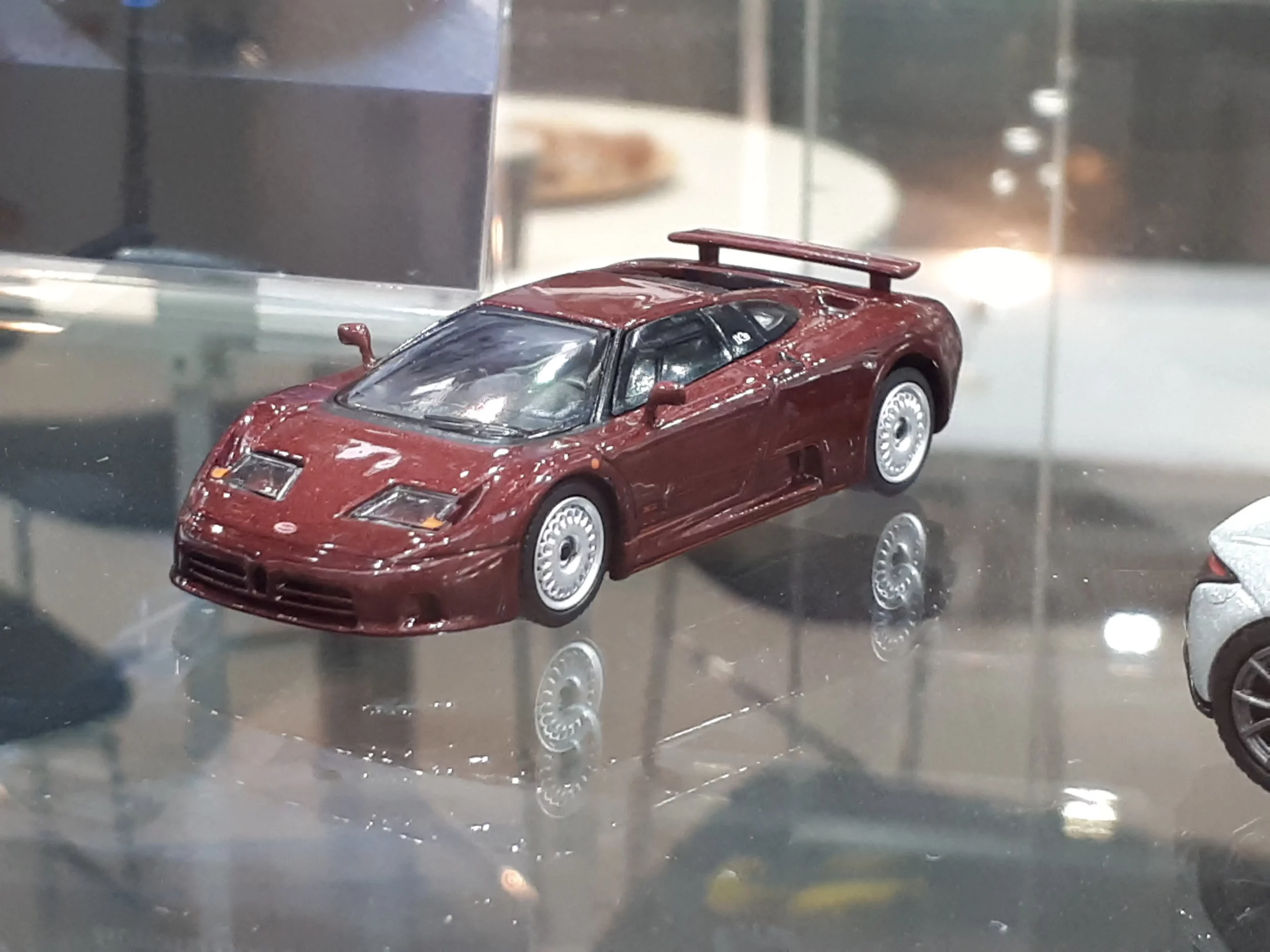 1;64 Mini GT Bugatti EB110 2 1;64 Mini GT Bugatti EB110 2