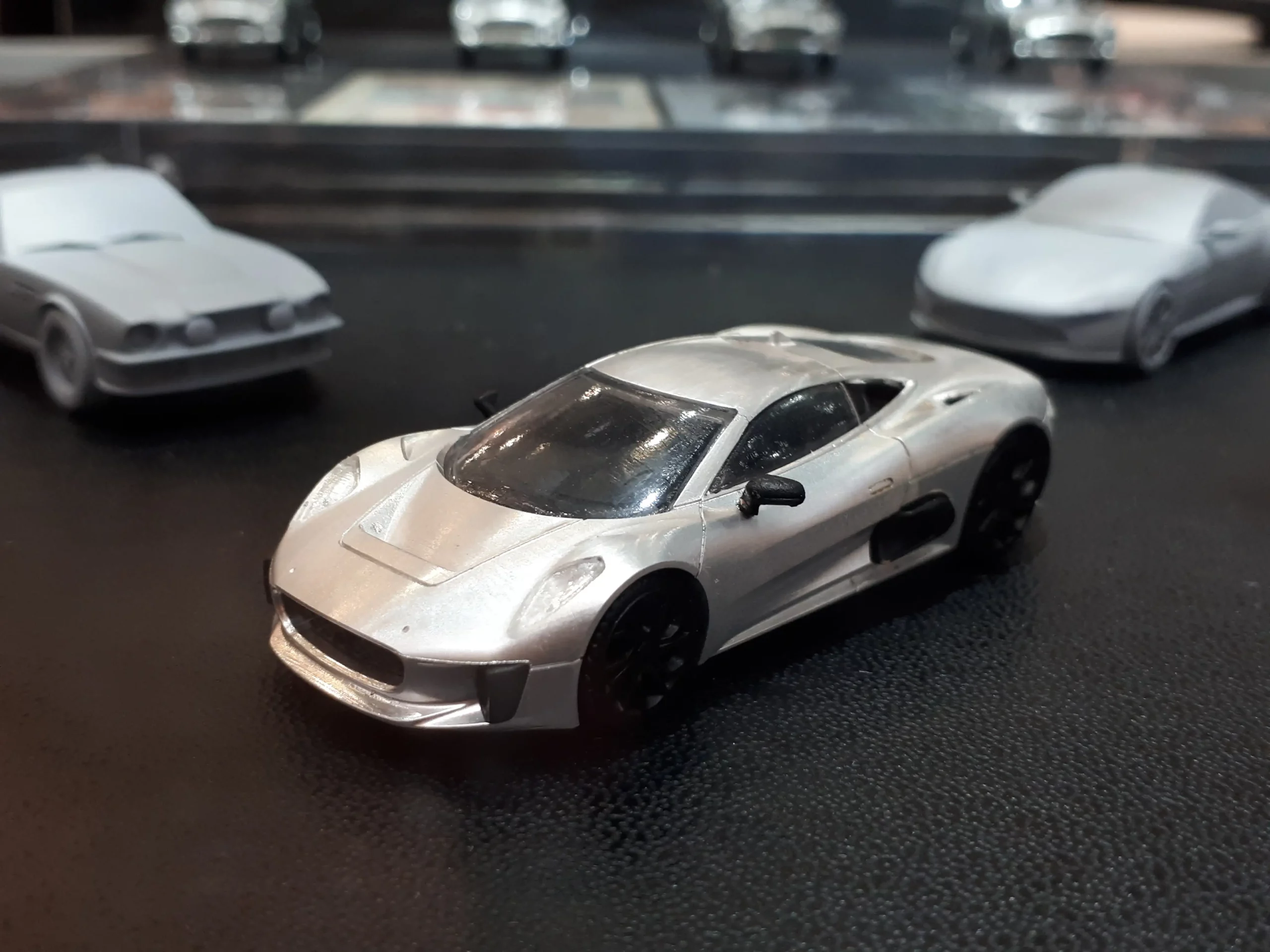 1;64 Mini GT James Bond 13 1;64 Mini GT James Bond 13