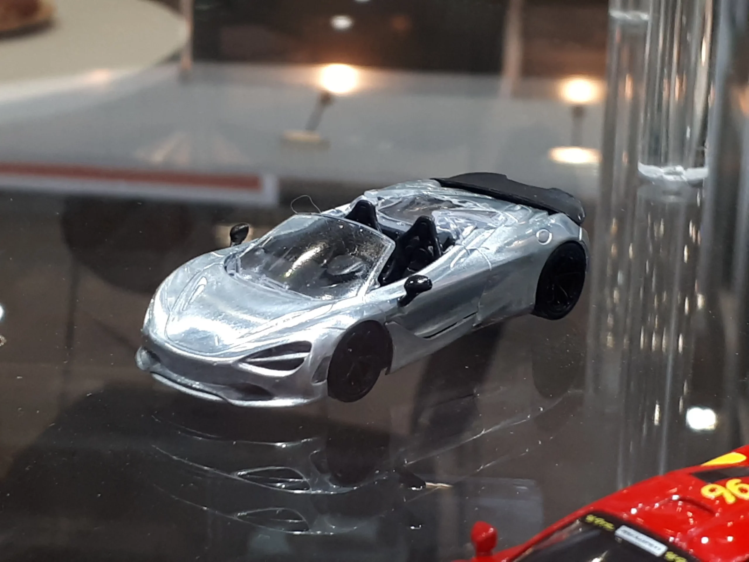 1;64 Mini GT McLaren 720S Spider 1;64 Mini GT McLaren 720S Spider