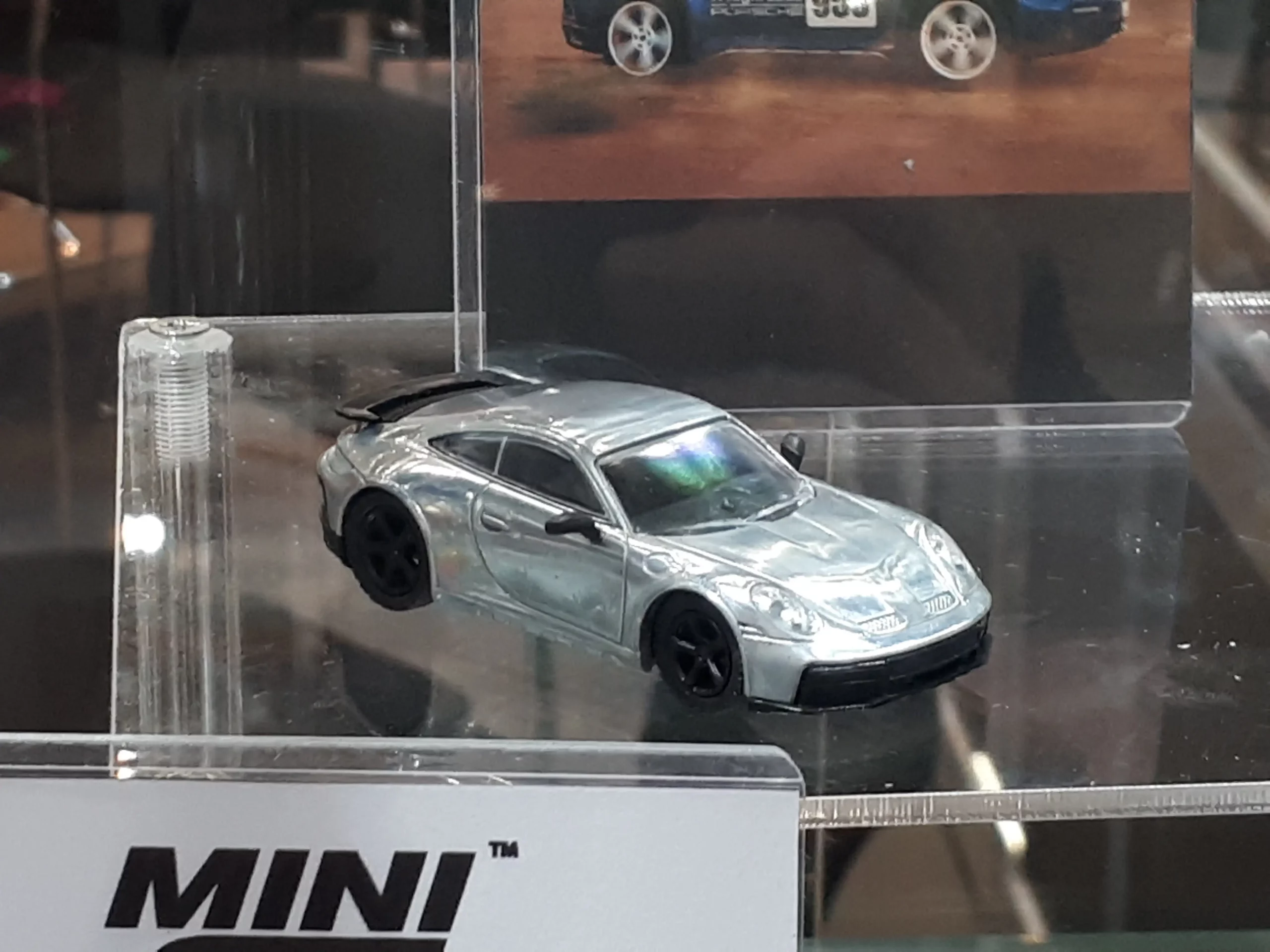 1;64 Mini GT Porsche 911 DAKAR 1 1;64 Mini GT Porsche 911 DAKAR 1
