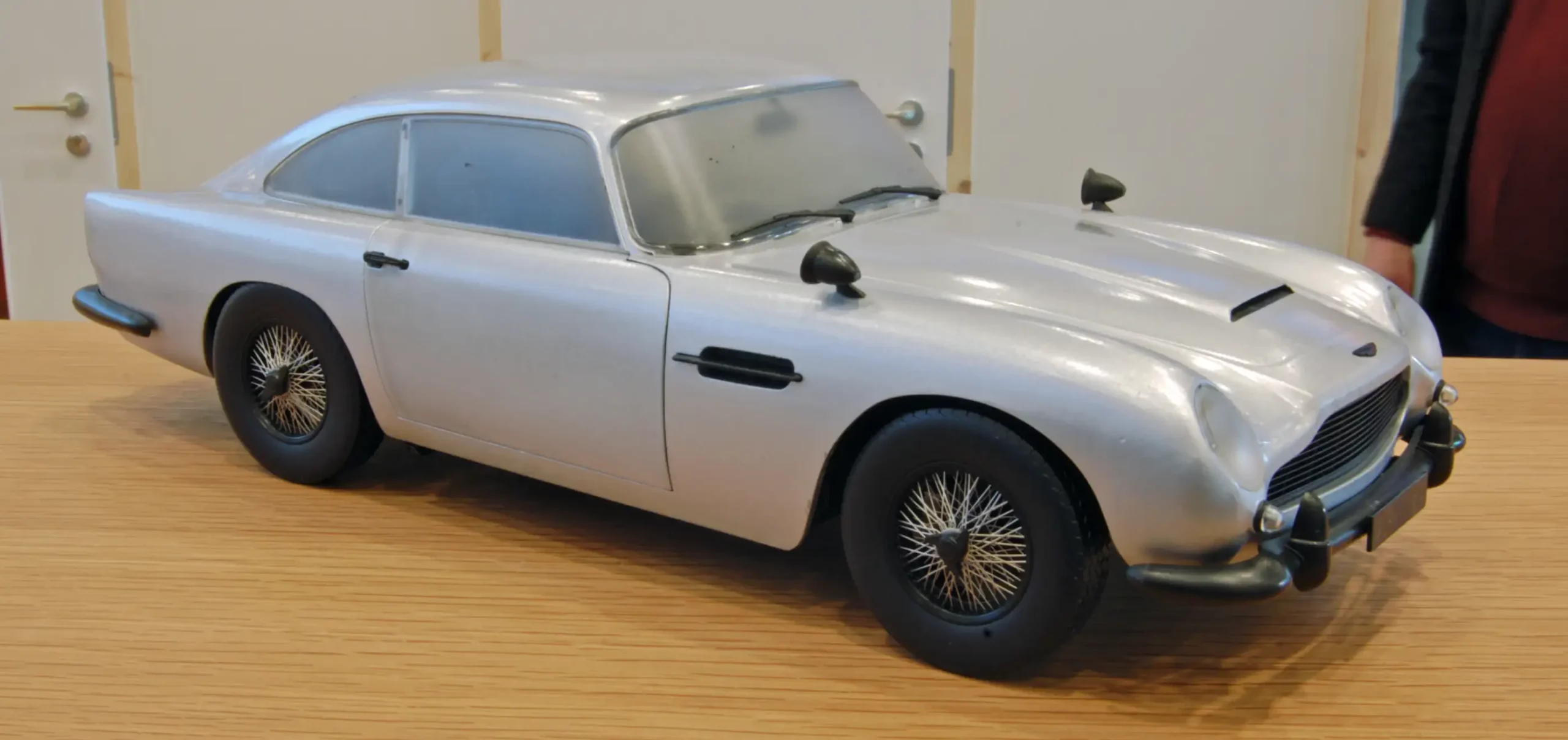 18Norev Aston Martin DB5 18Norev Aston Martin DB5