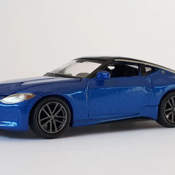 1;64 Auto World Nissan Z 1