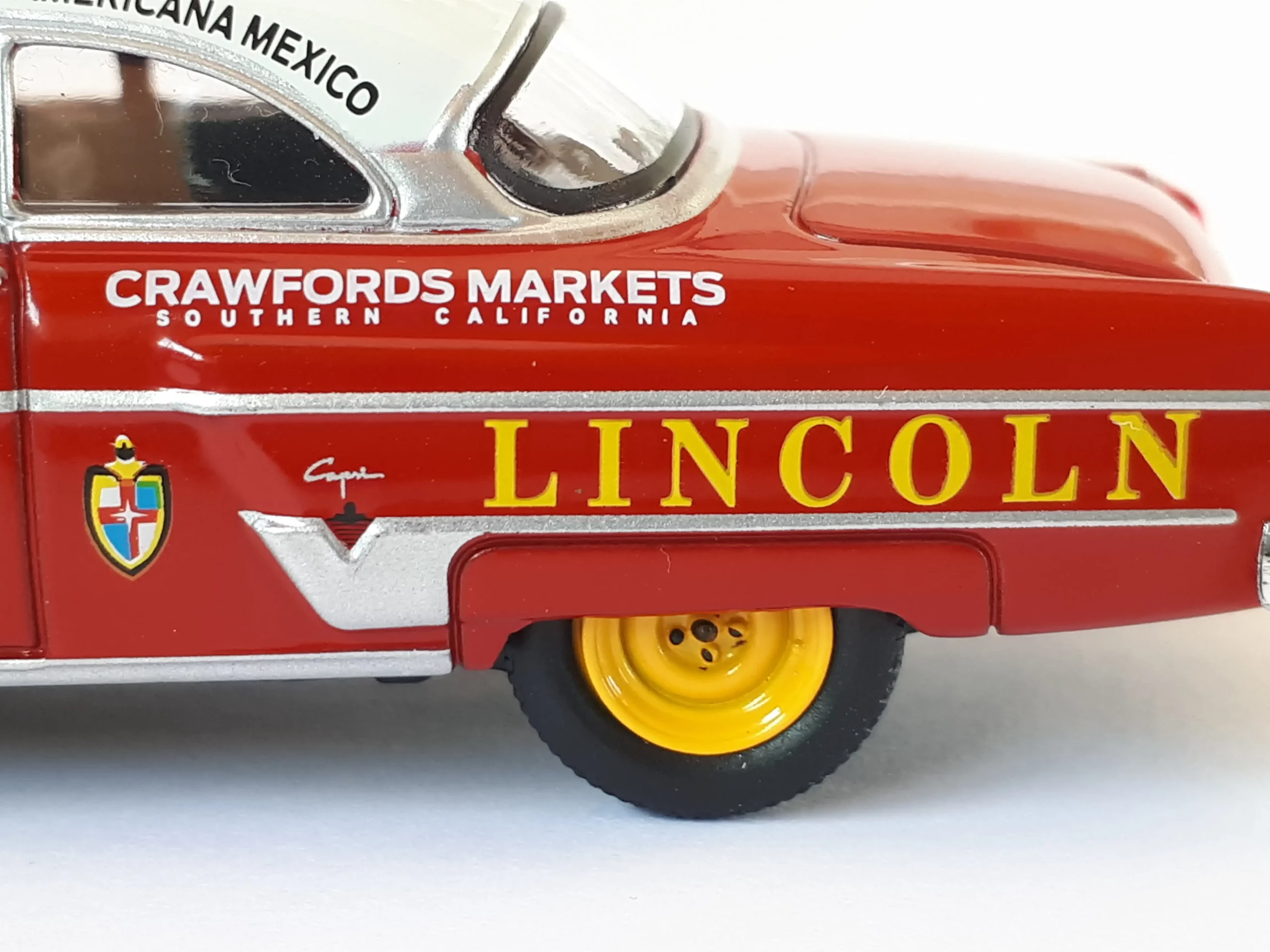 1;64 Mini GT Lincoln Capri 5 1;64 Mini GT Lincoln Capri 5