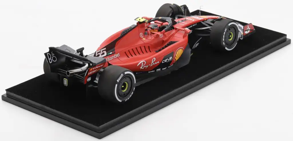 18Looksmart Ferrari SF23 2023 Sainz Bahrein 2 18Looksmart Ferrari SF23 2023 Sainz Bahrein 2