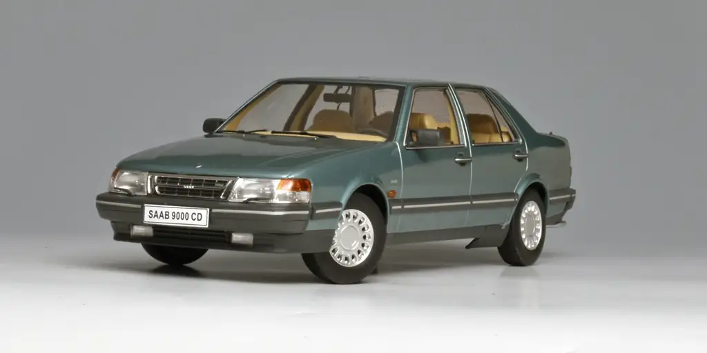18Triple9 Saab 9000 CD Turbo 4 18Triple9 Saab 9000 CD Turbo 4