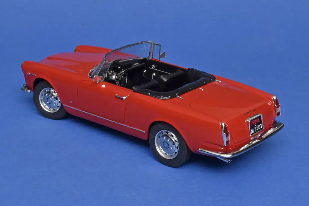 18cult Alfa Romeo 2600 spider touring 6 18cult Alfa Romeo 2600 spider touring 6