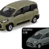 3 inch Tomica Toyota Sienta 1