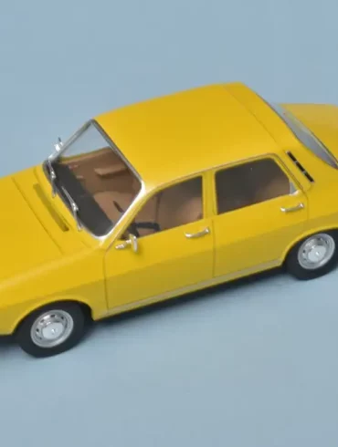 24WhiteB Dacia 1300 3