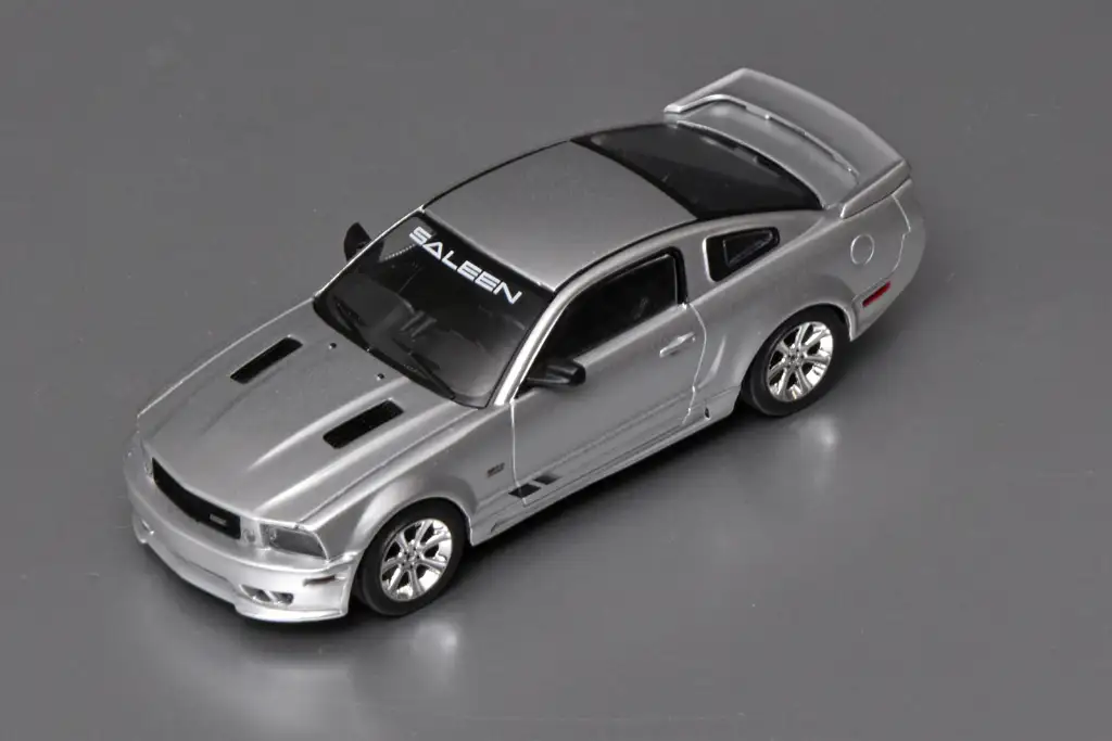 43ixo Ford Mustang Saleen S281 2005 3 43ixo Ford Mustang Saleen S281 2005 3
