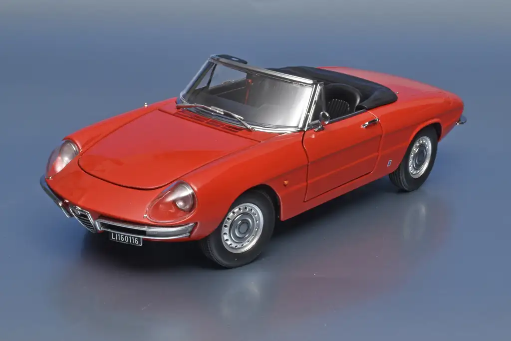 18TMC Alfa Romeo 1600 Duetto Spider 1966 1
