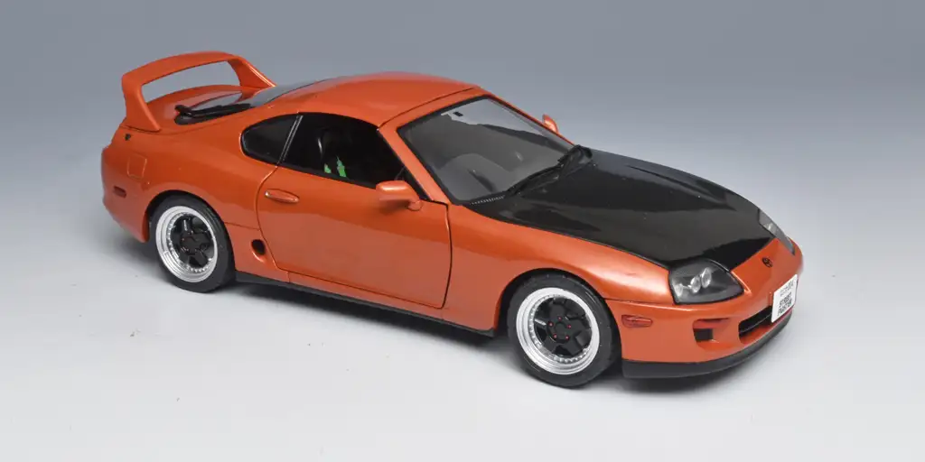 18solido Toyota Supra Mk4 1993+ 1
