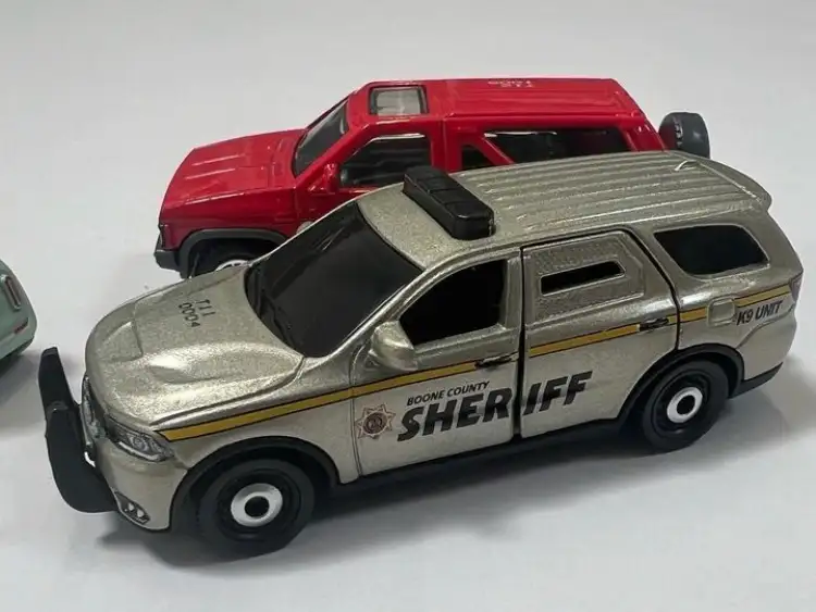 3 inch Matchbox Dodge Durango 3 inch Matchbox Dodge Durango